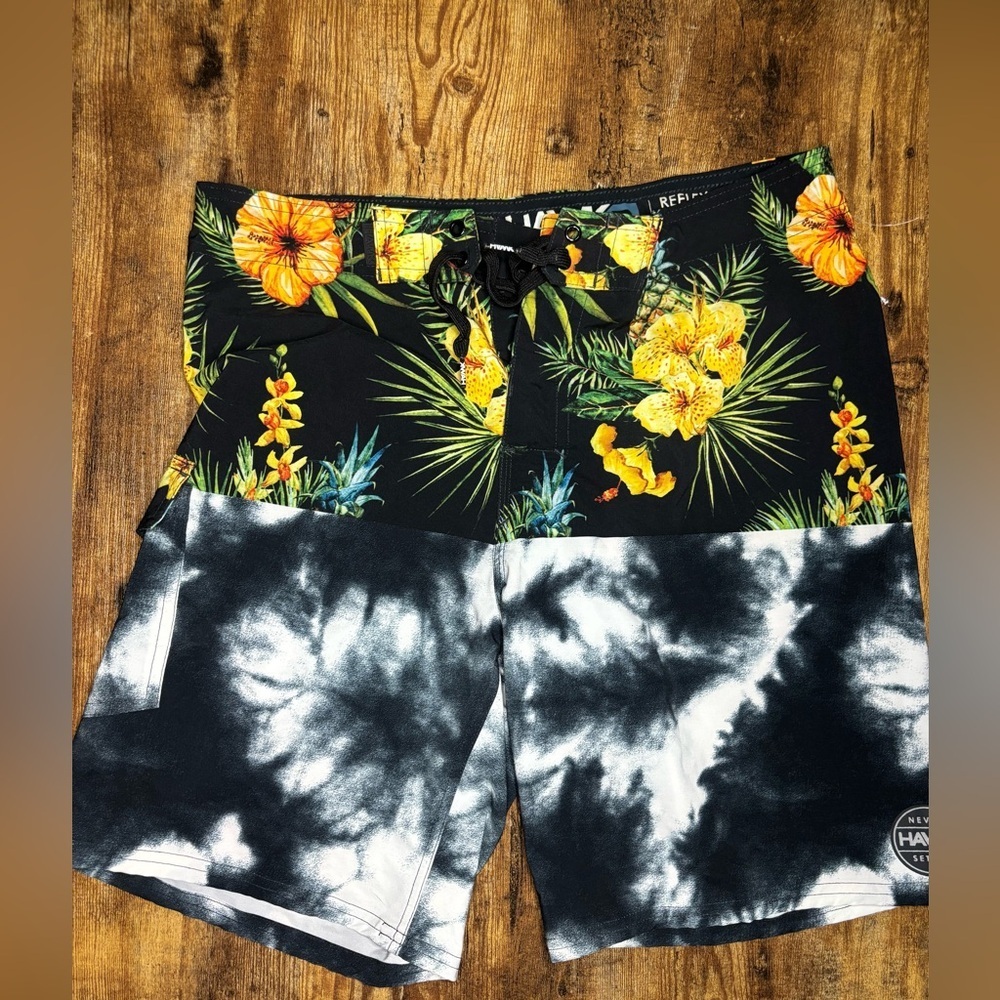 Tony Hawk Shorts Size 32